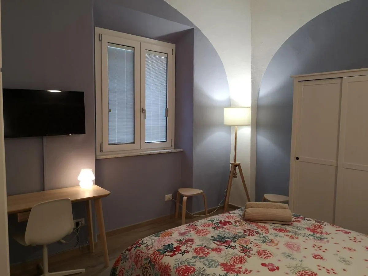 L'Angolo dei Cavalieri Pisa 0*,  Italia